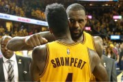 香珀特：詹姆斯抱团毁了NBA 库里不是历史超巨